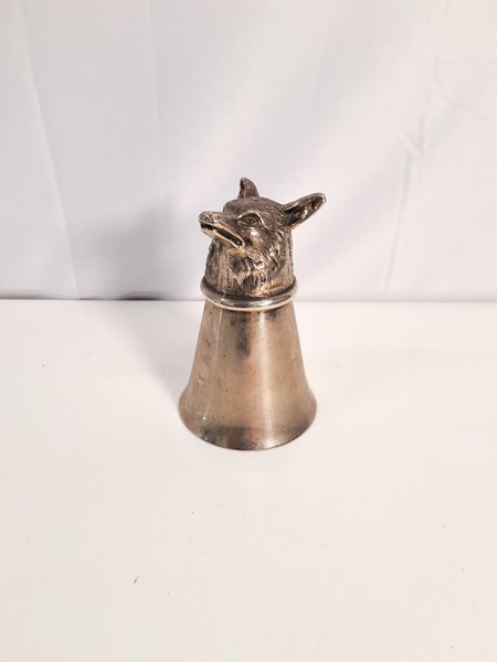 Lot 1075 - STIRRUP CUP