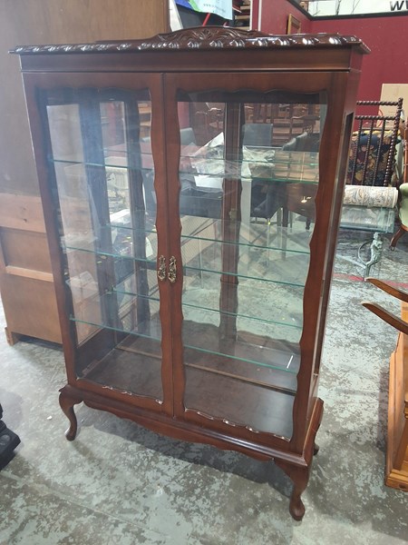 Lot 65 - CHINA CABINET