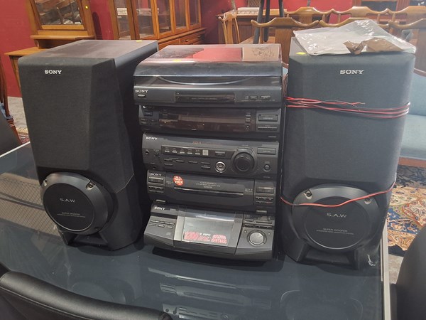 Lot 175 - SONY STEREO