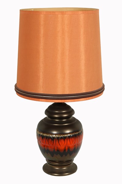 Lot 83 - TABLE LAMP