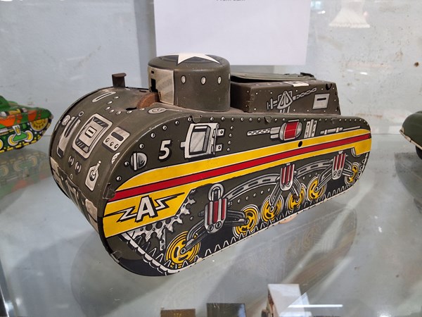 Lot 1515 - TINPLATE TANK