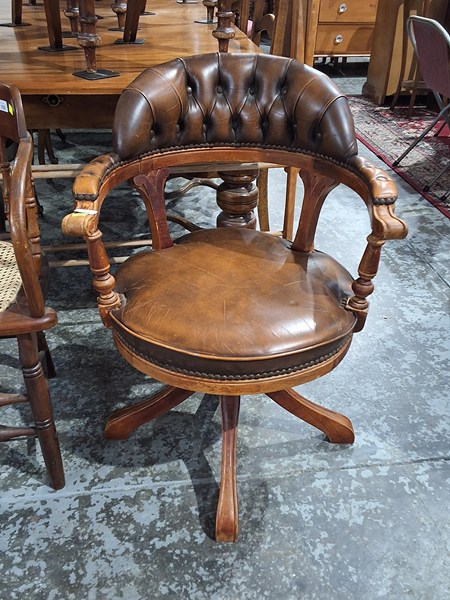 Lot 185 - CAPTAIN'S CHAIR