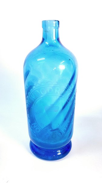 Lot 1238 - WOODROOFES SOFA BOTTLE