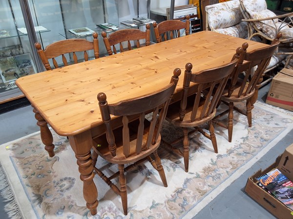 Lot 345 - DINING SUITE