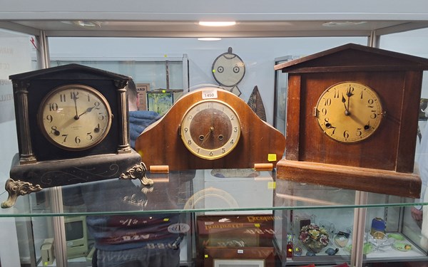 Lot 1450 - MANTEL CLOCKS