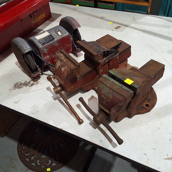 Lot 226 - TOOLS