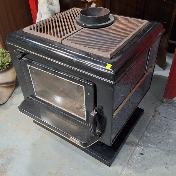 Lot 348 - WOOD BURNER