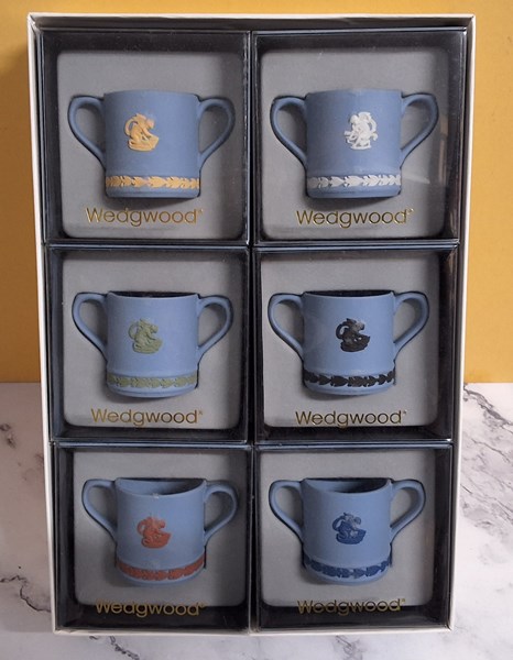 Lot 1178 - WEDGWOOD LOVING CUPS