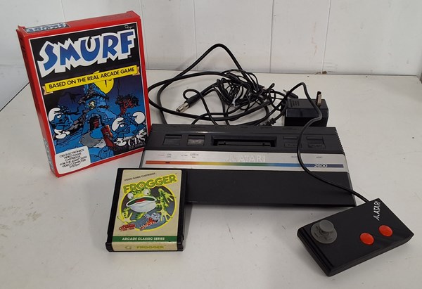 Lot 1395 - ATARI & GAMES