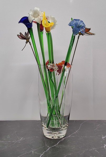 Lot 1368 - GLASS FLOWERS