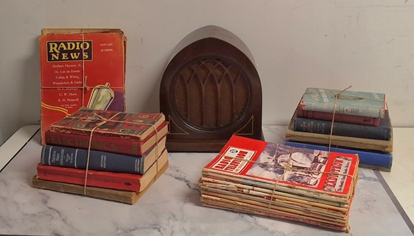 Lot 1196 - VINTAGE SPEAKER CABINET, BOOKS AND MAGAZINES