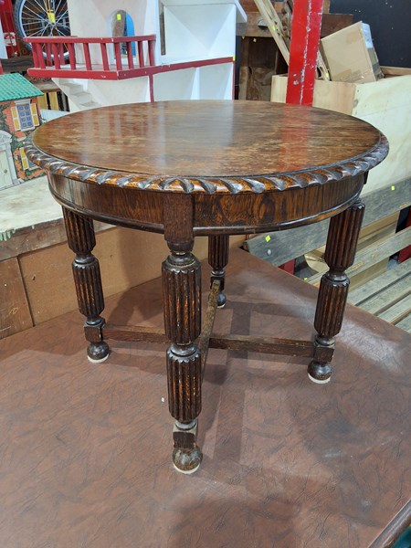 Lot 273 - SIDE TABLE