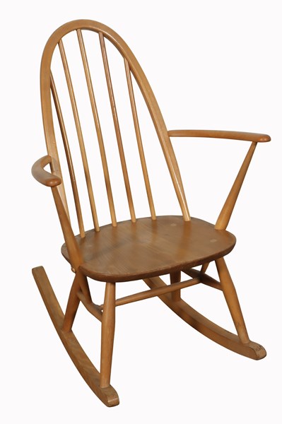 Lot 210 - ERCOL QUAKER ROCKING CHAIR