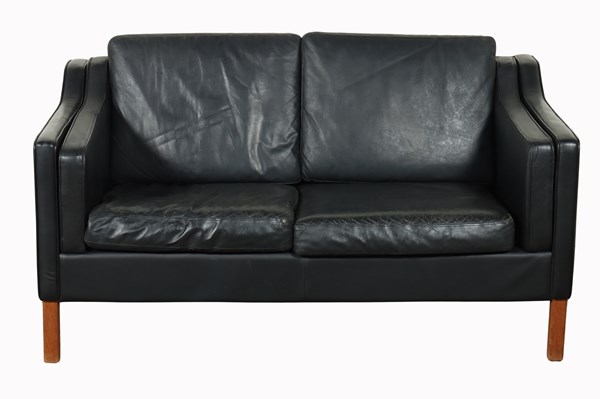 Lot 5 - DANISH LEATHER LOUNGE