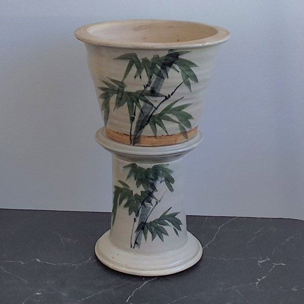 Lot 1130 - POTTERY JARDINIERE