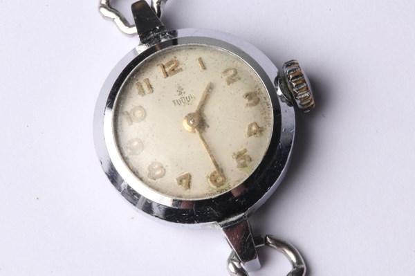 Lot 1023 - LADIES WRISTWATCH