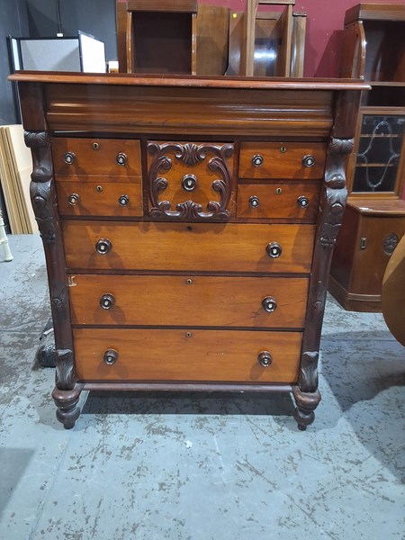 Lot 398 - CHEST OF DRAWERS