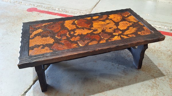 Lot 90 - COFFEE TABLE