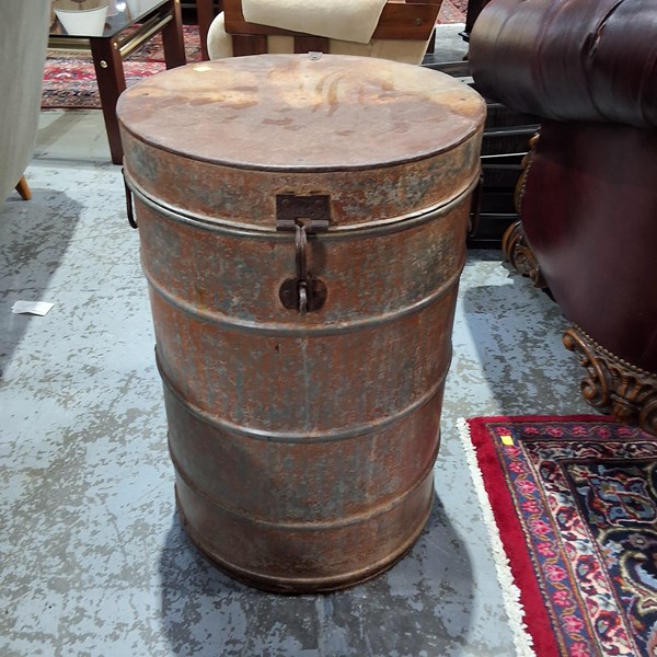 Lot 258 - GRAIN BIN