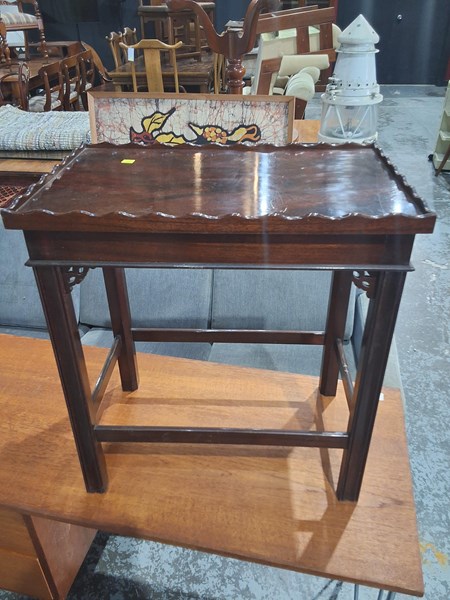 Lot 196 - SIDE TABLE