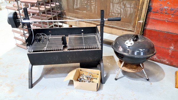 Lot 267 - BBQ EQUIPMENT