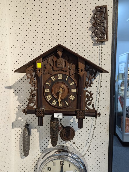 Lot 1091 - WALL CLOCK