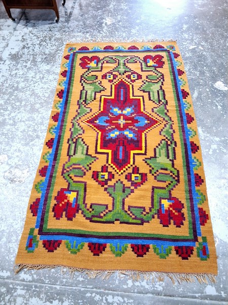 Lot 113 - KILIM RUG