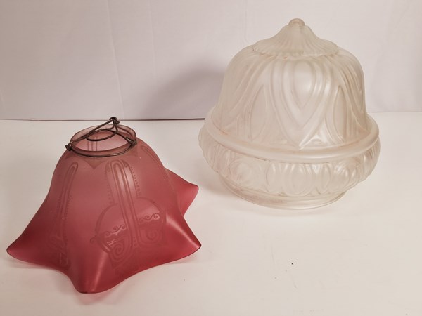 Lot 1246 - HANGING LIGHT SHADES