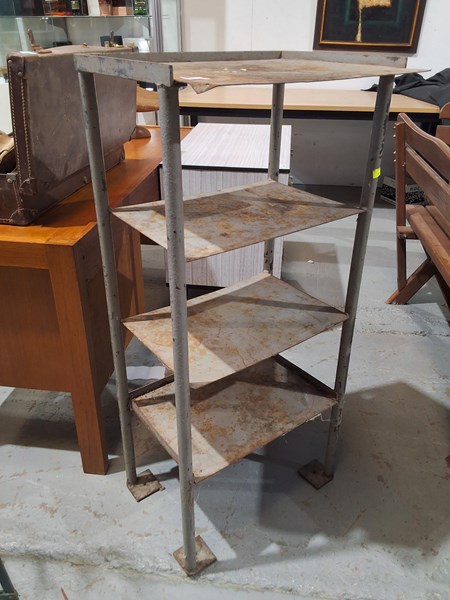 Lot 293 - SHELVING UNIT