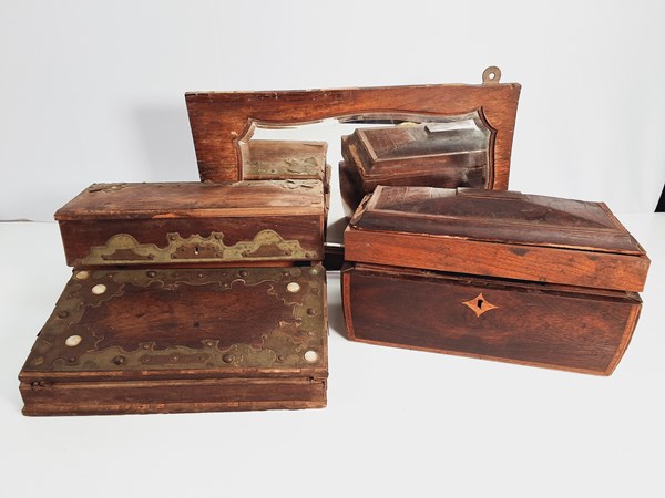 Lot 1268 - RESTORATION ITEMS
