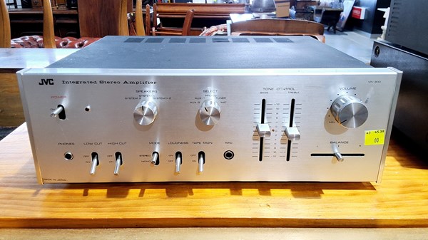 Lot 283 - STEREO AMPLIFIER