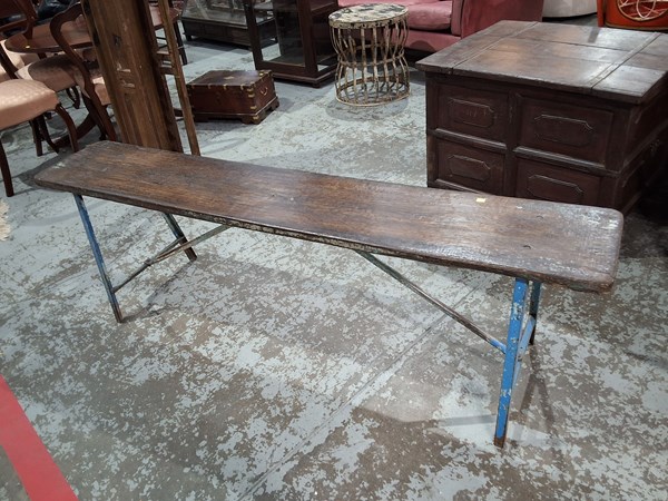 Lot 193 - BENCH