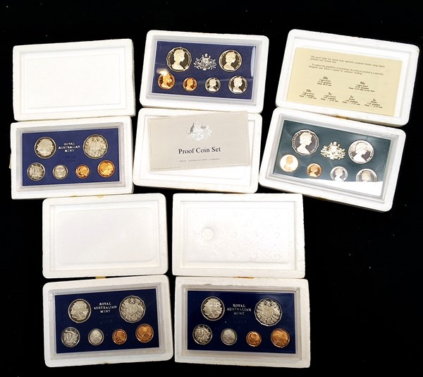 Lot 1054 - COINS