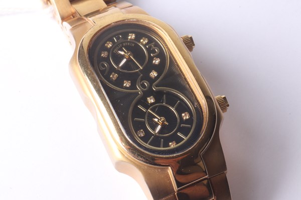 Lot 1098 - WRIST WATCH