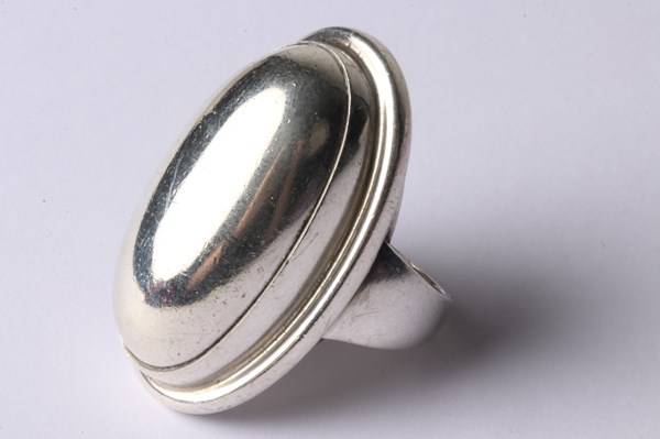 Lot 1015 - GEORG JENSEN RING