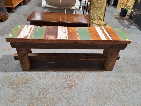 Lot 332 - BENCH