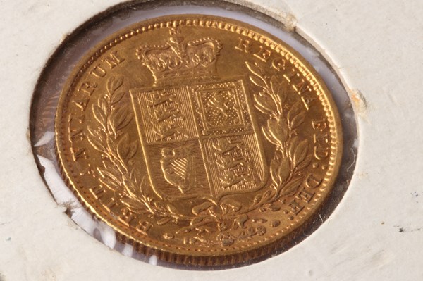 Lot 1030 - GOLD SOVEREIGN