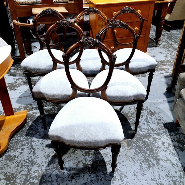 Lot 132 - DINING CHAIRS