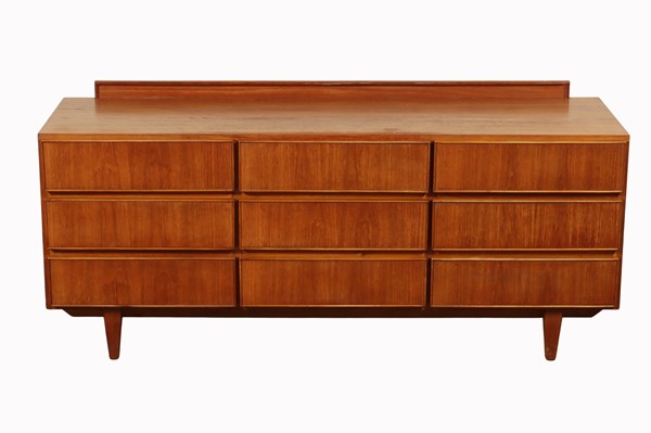 Lot 185 - LOWLINE DRAWERS