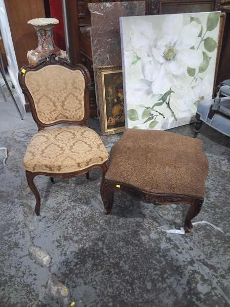 Lot 128 - CHAIR AND STOOL