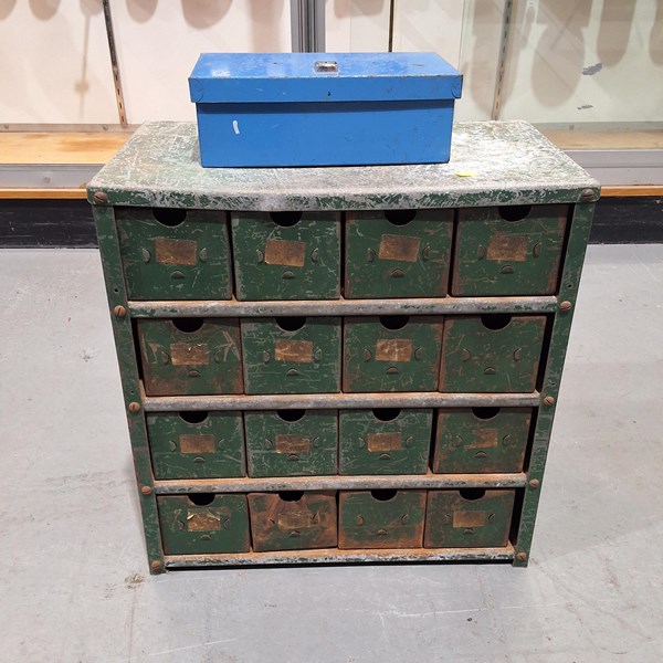 Lot 553 - PARTS DRAWERS