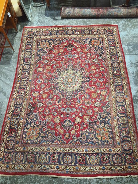 Lot 215 - RUG