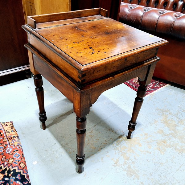 Lot 286 - WRITING DESK