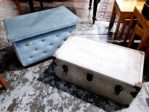 Lot 558 - STORAGE BOXES