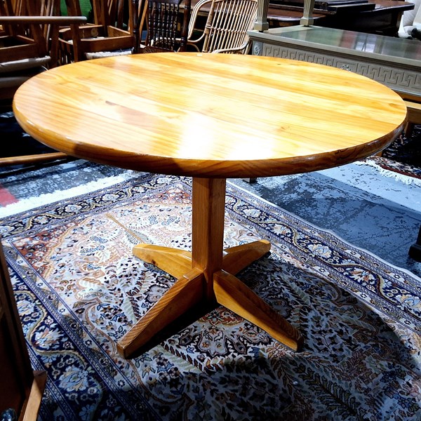 Lot 244 - KITCHEN TABLE