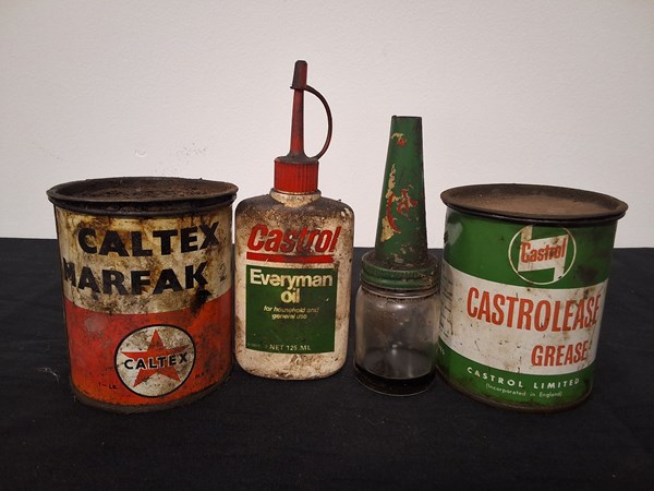 Lot 143 - OIL TINS