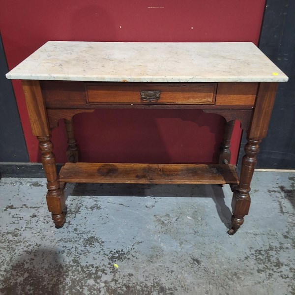 Lot 166 - HALL TABLE