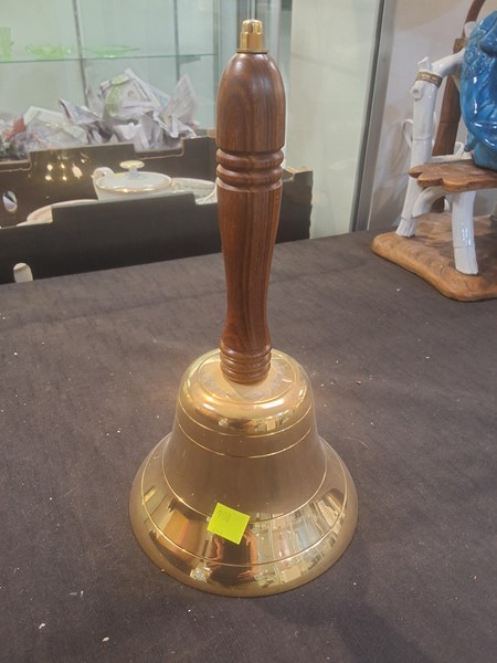 Lot 1292 - SCHOOL BELL