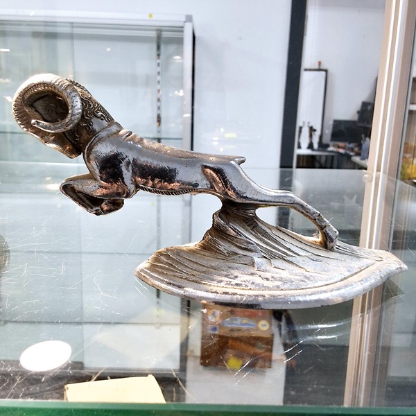 Lot 1280 - HOOD ORNAMENT