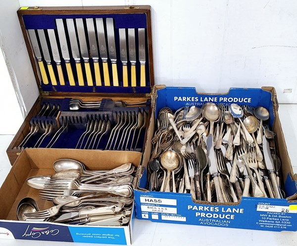 Lot 1273 - CUTLERY